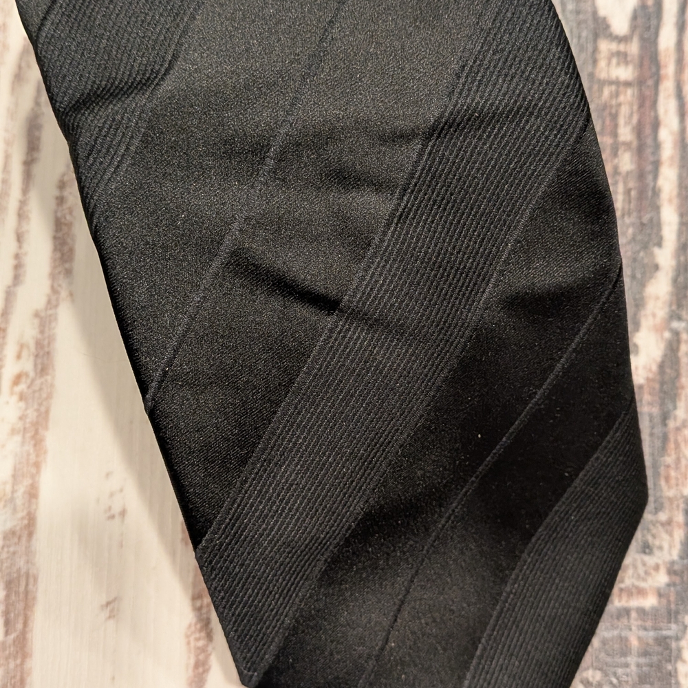 Donald Trump Signature‎ Gold Bar Classic Black Striped Men's Tie